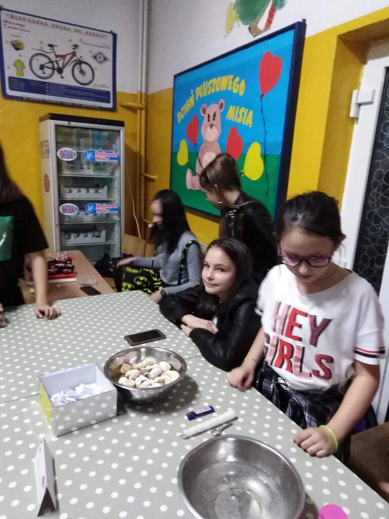 received_1231338870395824