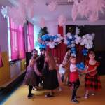 received_872180763873372