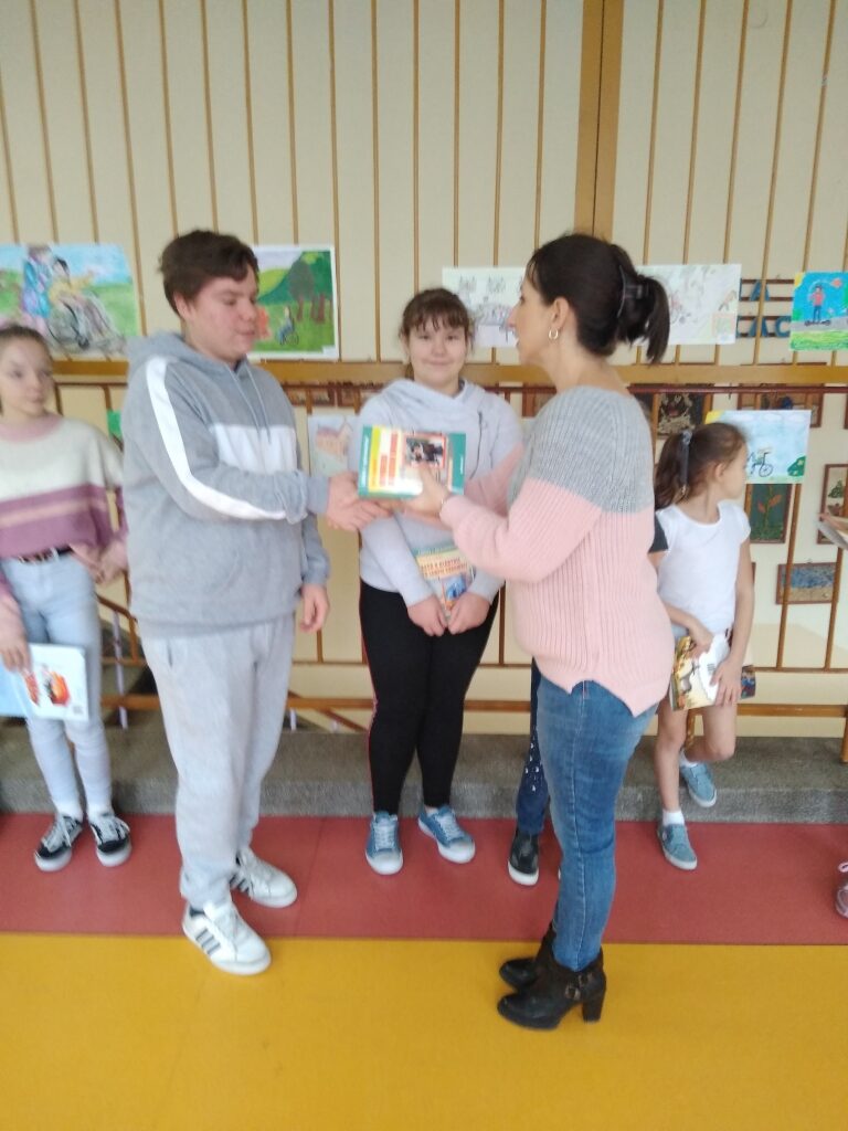 IMG_20191203_103023940_BURST001
